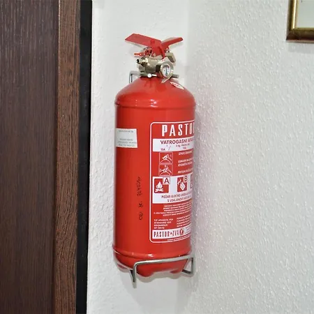 Felix Apartment